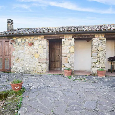 Lovely In With Kitchen Casa vacanze