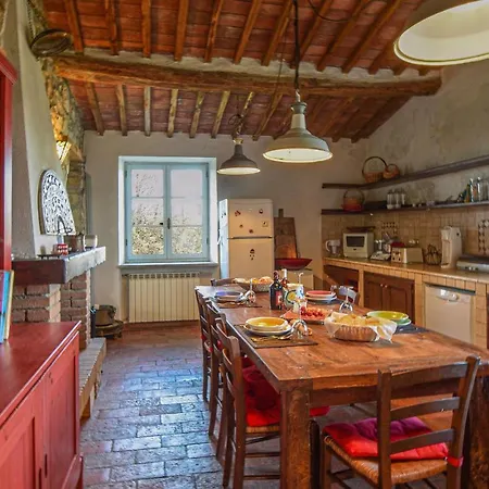Lovely In With Kitchen Casa vacanze