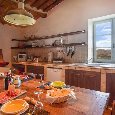 Lovely In With Kitchen Casa vacanze *